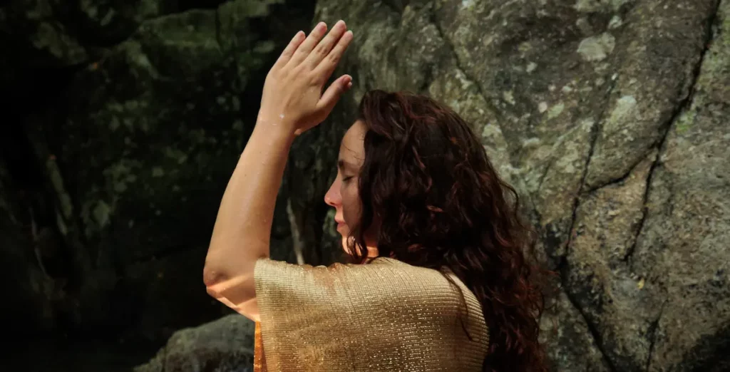 Laëtitia en connexion avec la nature